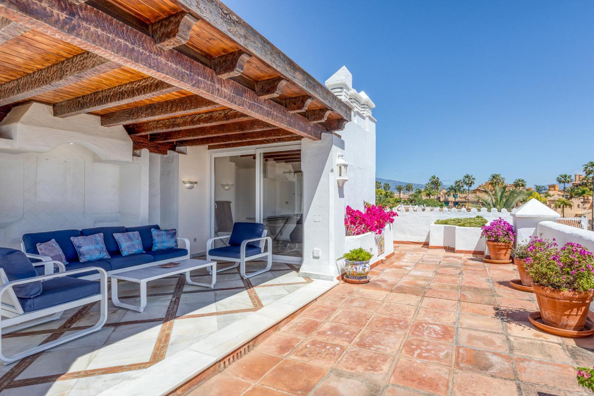 Hanami Alcazaba Duplex Sea View Apartment